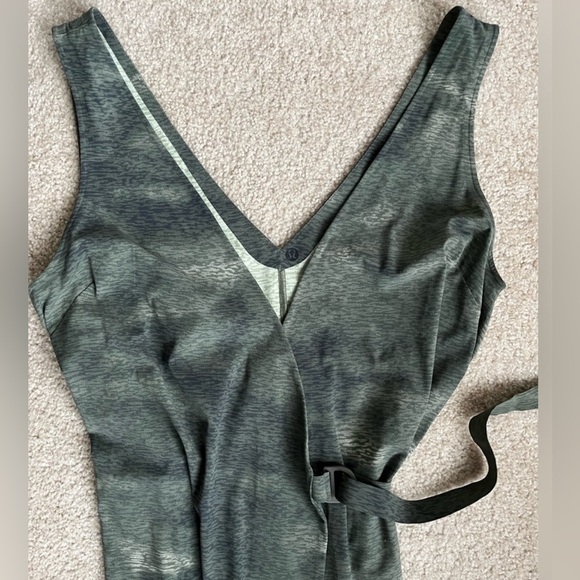 NWT 🔥Lululemon LAB Wrap it Up Dress Size 8 light sage - Picture 6 of 7
